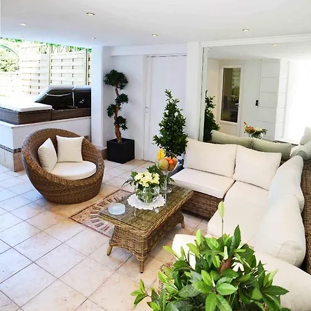 Villa Cannes Centre بيت ضيافة