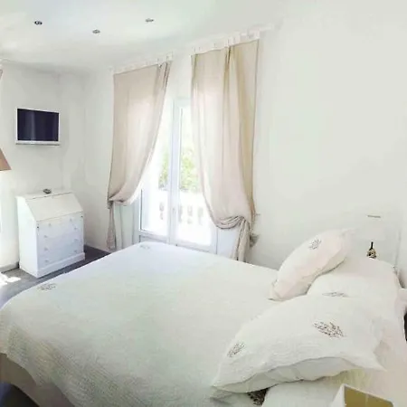 Villa Cannes Centre بيت ضيافة